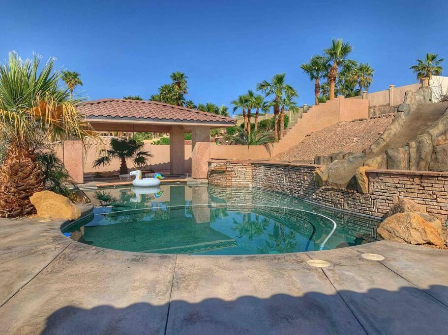 Ultimate Backyard-Pool/Spa. Slide. Lakeview. Ball レイク・ハヴァス・シティ エクステリア 写真